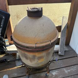 Vintage Imperial Kamado Grill