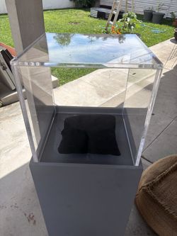 Display Stand Prop
