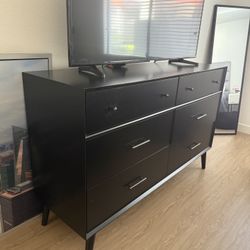 6 Drawer Dresser 