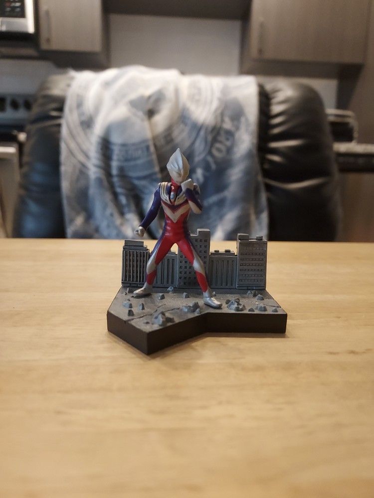 Ultraman Tiga Statue