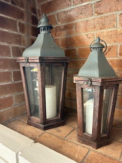 Pottery Barn Lantern - Medium