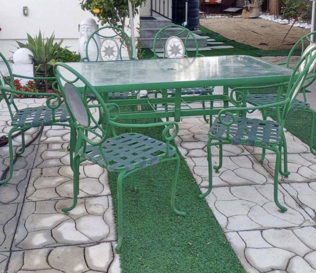 Vintage Patio Furniture. Outdoor Furniture Table Set.  Delivery Available For Extra Fee. 
