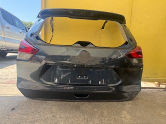 2014-2020 NISSAN ROGUE TAILGATE