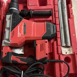 Milwaukee Rotary Hammer 