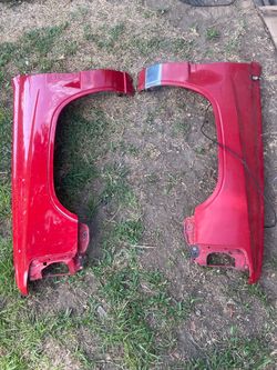 1984 to 1988 Toyota pick up truck 2wd fenders asking $150 for both