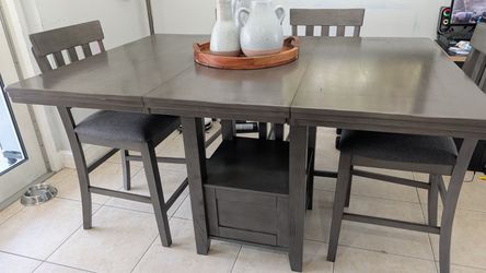 Juego de comedor de 4 o 6 sillas que se extiende o recoge