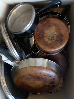 Revere Ware 5 Skillets 4 Pots & Lids, various sizes