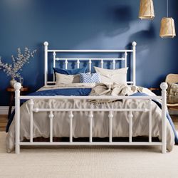 Big Sale Vintage Iron Bed Frame With Elegant Headboard - Sturdy Construction, Spacious Under-Bed Storage, And Easy Assembly