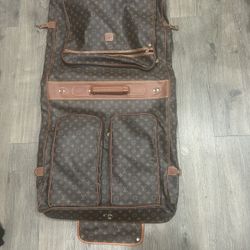 Louis Vuitton Travel Bag 