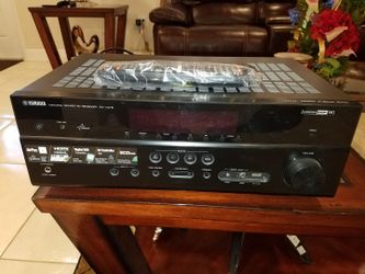 Yamaha natural sound available Receiver Rx-V475 & Home Theatre Speaker System(Pro Cinema 600