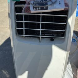 Lg a/c. portable