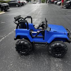 Best choice 12V Ride On Kids truck w/remote 