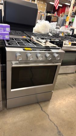 Kitchen aid gas stove 5 burners