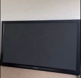 Panasonic Plasma Tv  60in w/stand