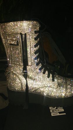 Poster girl clearance billionaire bling boots