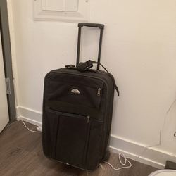 Carry-On Luggage Size Good Condition 