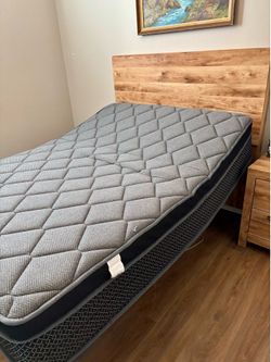 Electric adjustable bed with headboard and nightstand