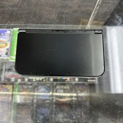 New Nintendo 3DS XL $260 Gamehogs 11am-7pm
