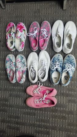 VANS women Size 5