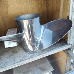 New Mirage Propeller 19 Pitch With Hub. Kit