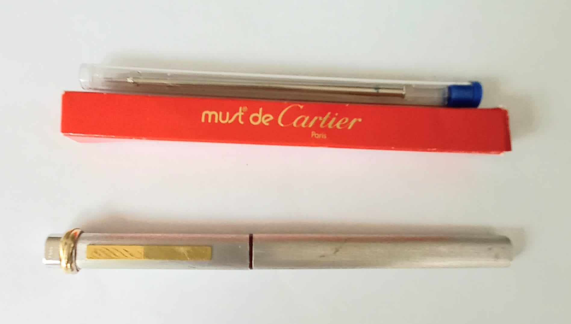 Must By Cartier Pen. Normal Tear And Wear