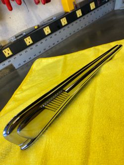 1940 Chevrolet hood ornament