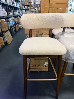 30.5 in. H Mid-Century Beige Teddy Fabric Upholstered Solid Wood Bar Stool with Metal Footrest (Set of 4) 📍$320