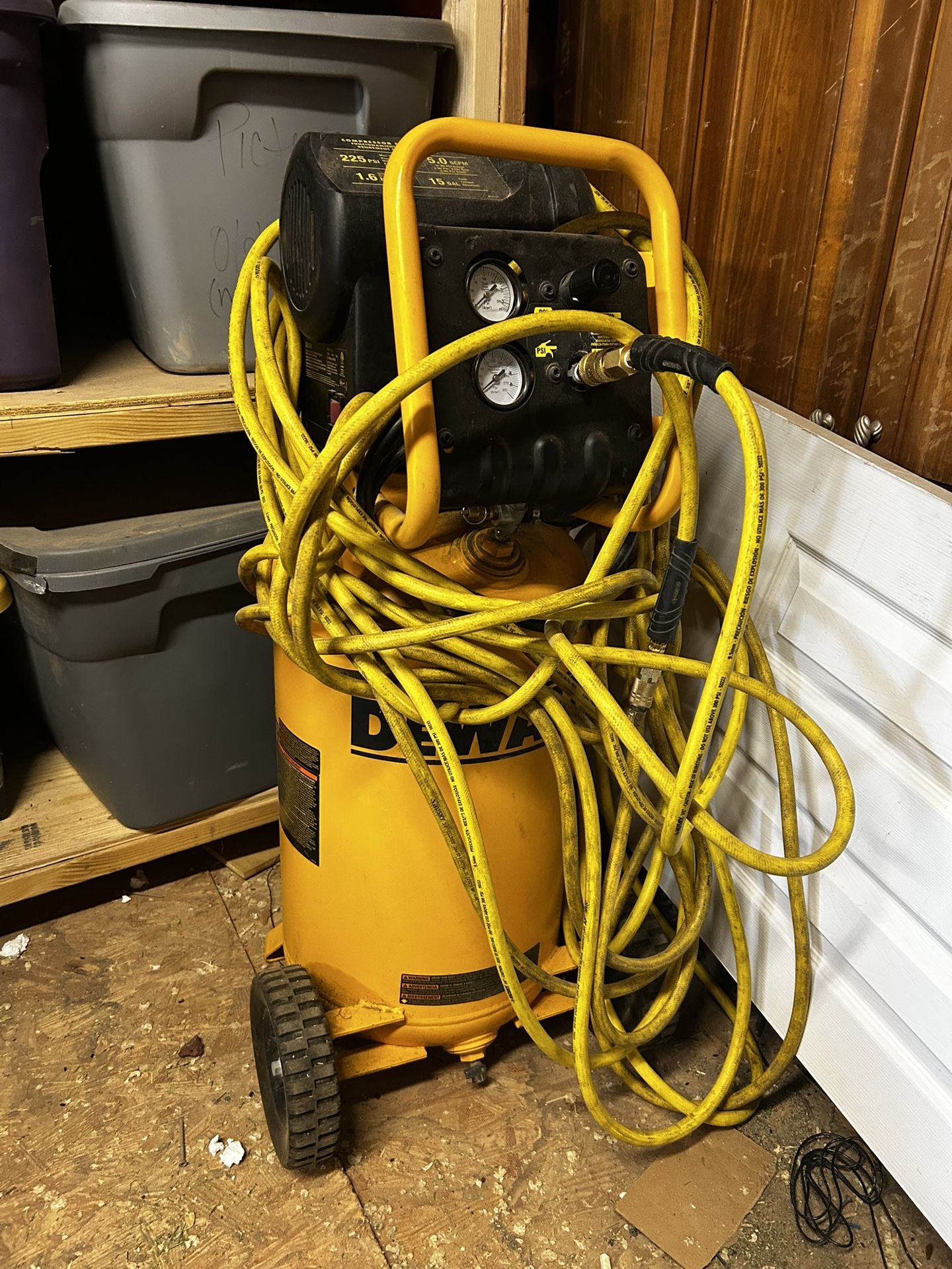 Dewalt 15 Gallon Compressor