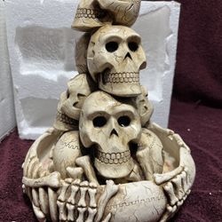 Halloween Skull Fountain
