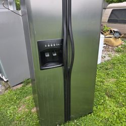 Side By Side Refrigerator stainless steel