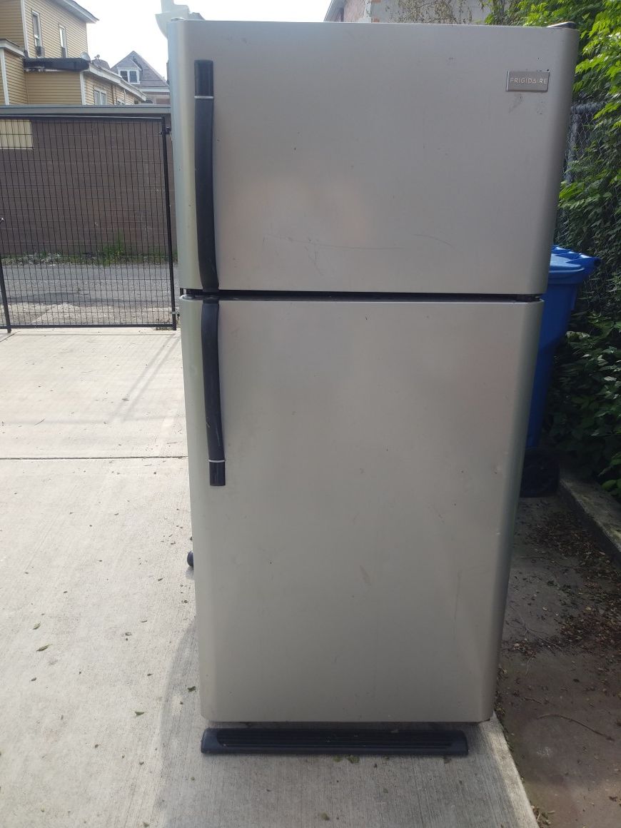 Refrigerator obo
