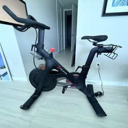 Peloton bike 