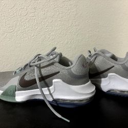 Nike Air Force Impact 