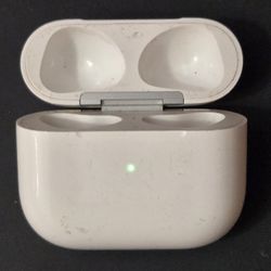 Apple Air Pods Pro 1st Gen A2190 Replacement Case Only - Used