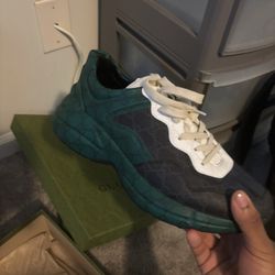 Gucci shoes 