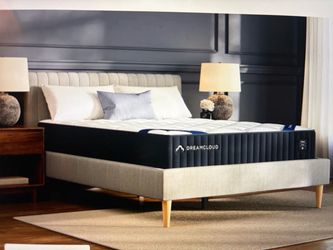 Dream Cloud Classic Hybrid Mattress King Unopened