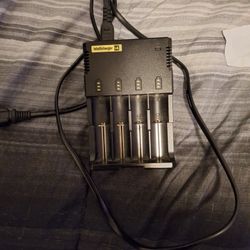 Nitecore I4 Battery Charger 
