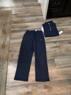 Alo Yoga Accolade Half-Zip and Sweatpants Set