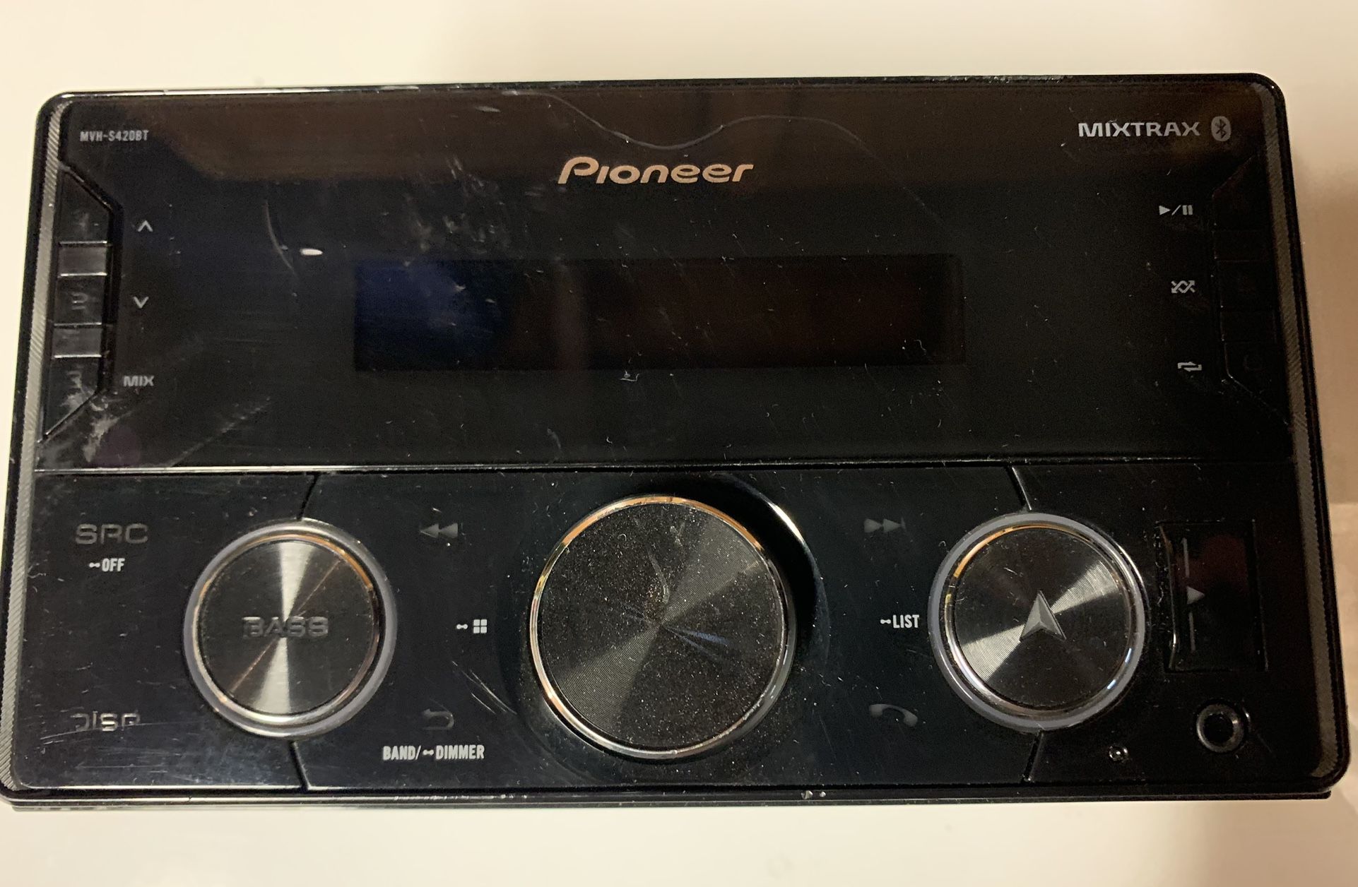 Pioneer MVH-S420BT Digital Media Receiver with Built-in Bluetooth RB