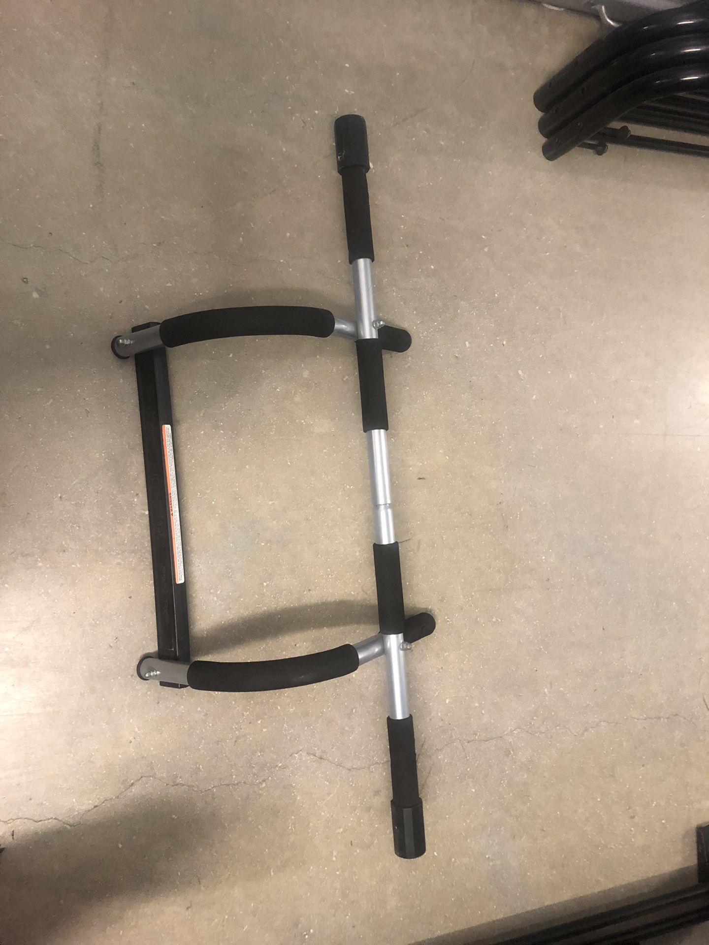 Pull Up Bar for Sale in Beeville, TX OfferUp