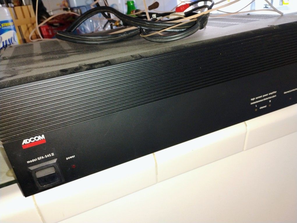 Adcom Gfa 545llamp Two Channel 100 Watts Per Channel