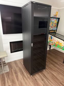 Omnimount Design RE42 AV Rack