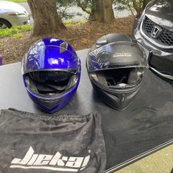 2 Jiekai Motorcycle Helmets - Medium & XL