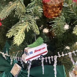 Snap On Christmas Ornaments 