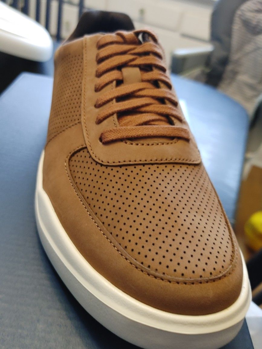 Cole Haan Grand Crosscourt Modern Perf Sneaker Size 9