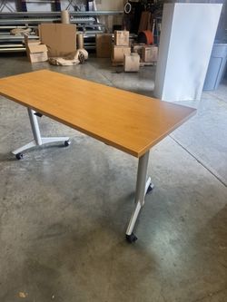 National Wave Works 60″ x 30″ Flip Top Nesting Training Table - Retail: $599