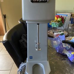 Waring Commercial Single Spindle Drink Mixer