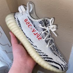 Yeezy 350 Zebra 