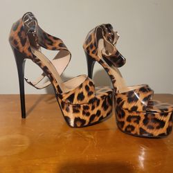 Leopard 6 Inch Heels