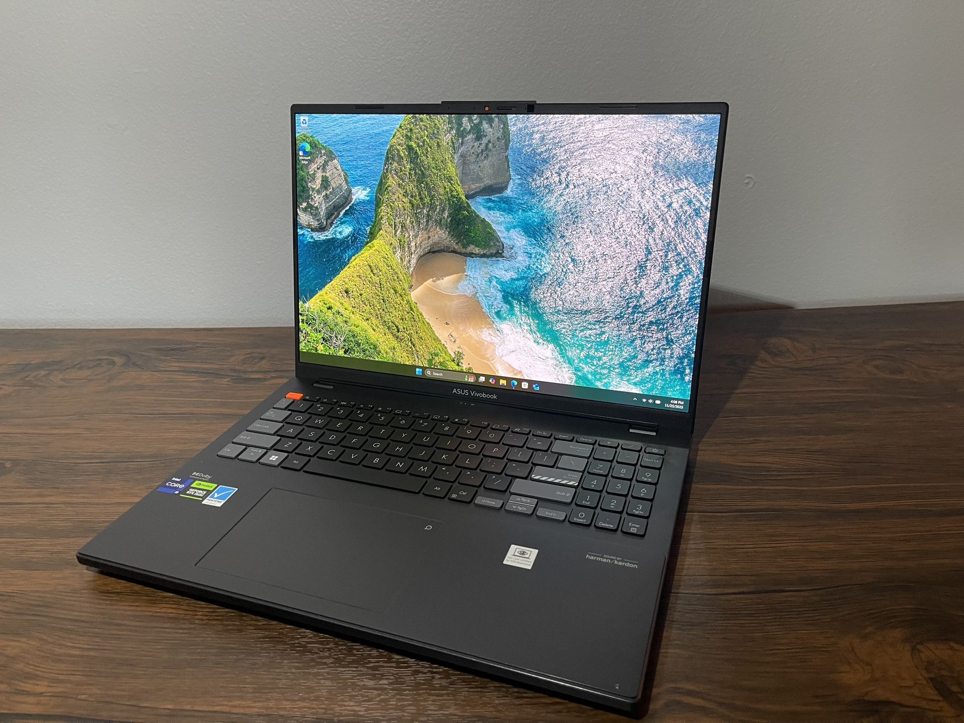 Asus Vivobook 4070 Laptop OLED